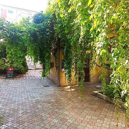 Central Gate Apartment تشيرنيفتسي المظهر الخارجي الصورة