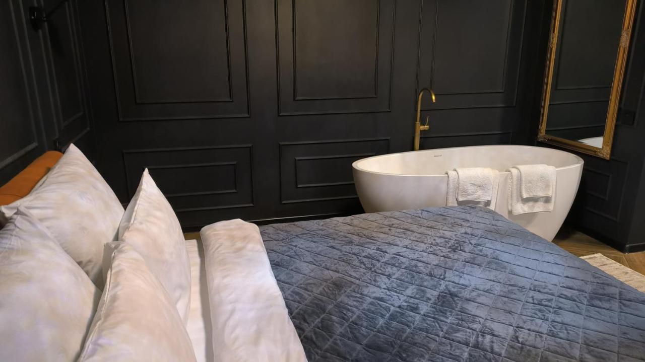 Central Gate Apartment تشيرنيفتسي المظهر الخارجي الصورة